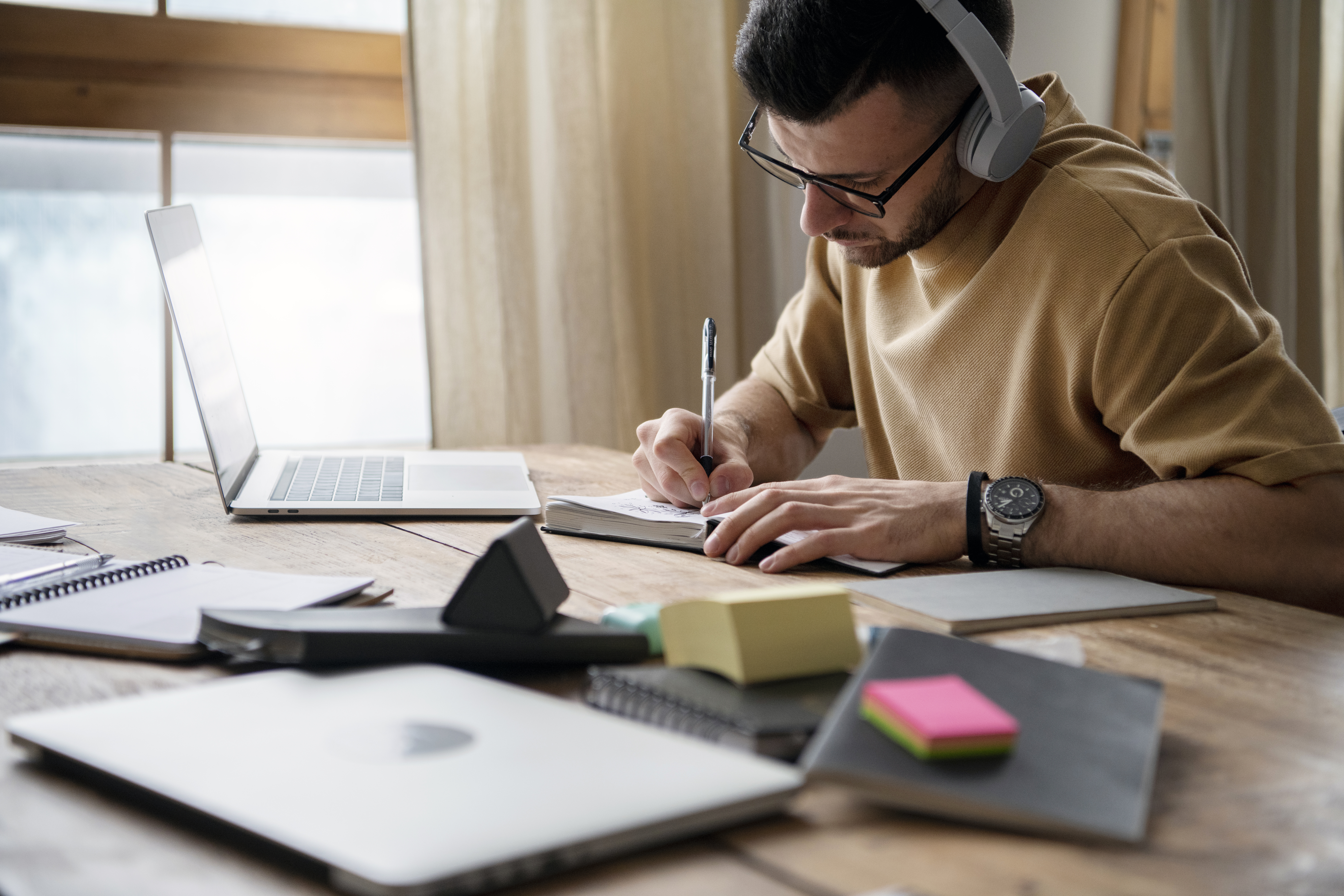 Designer creating a UX/UI prototype